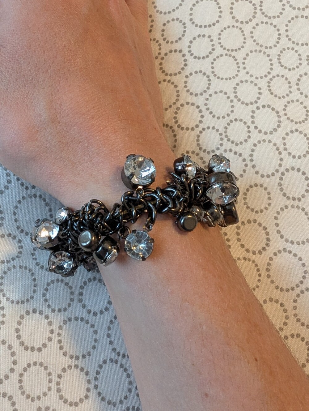 Stretchy Metal And Gem Bracelet